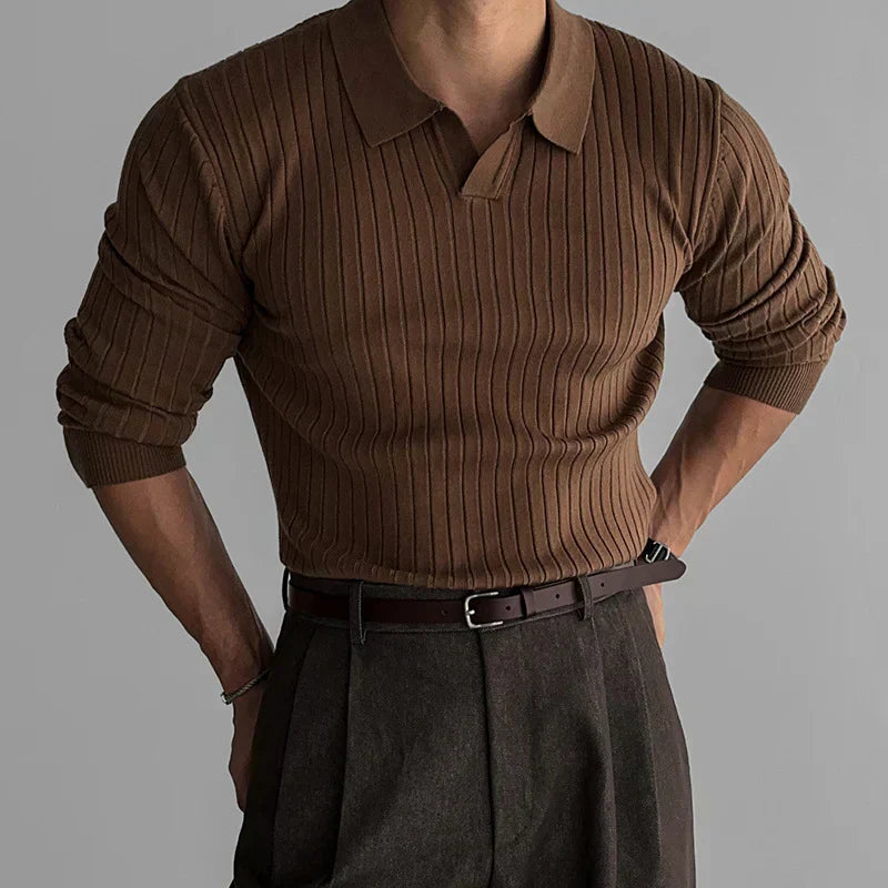 Ribbed long-sleeved shirt with polo collar and slim fit