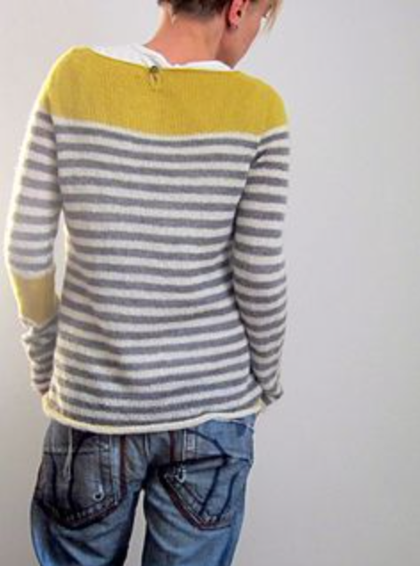 Sweater with striped pattern and color contrast at the neckline